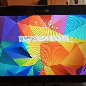 Samsung Tablet with Vibrant Display